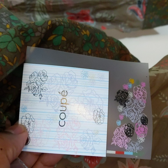 Maison Coupe| NWT Floral Long Sleeve Cotton Shirt With Front Pockets - Picture 11 of 14